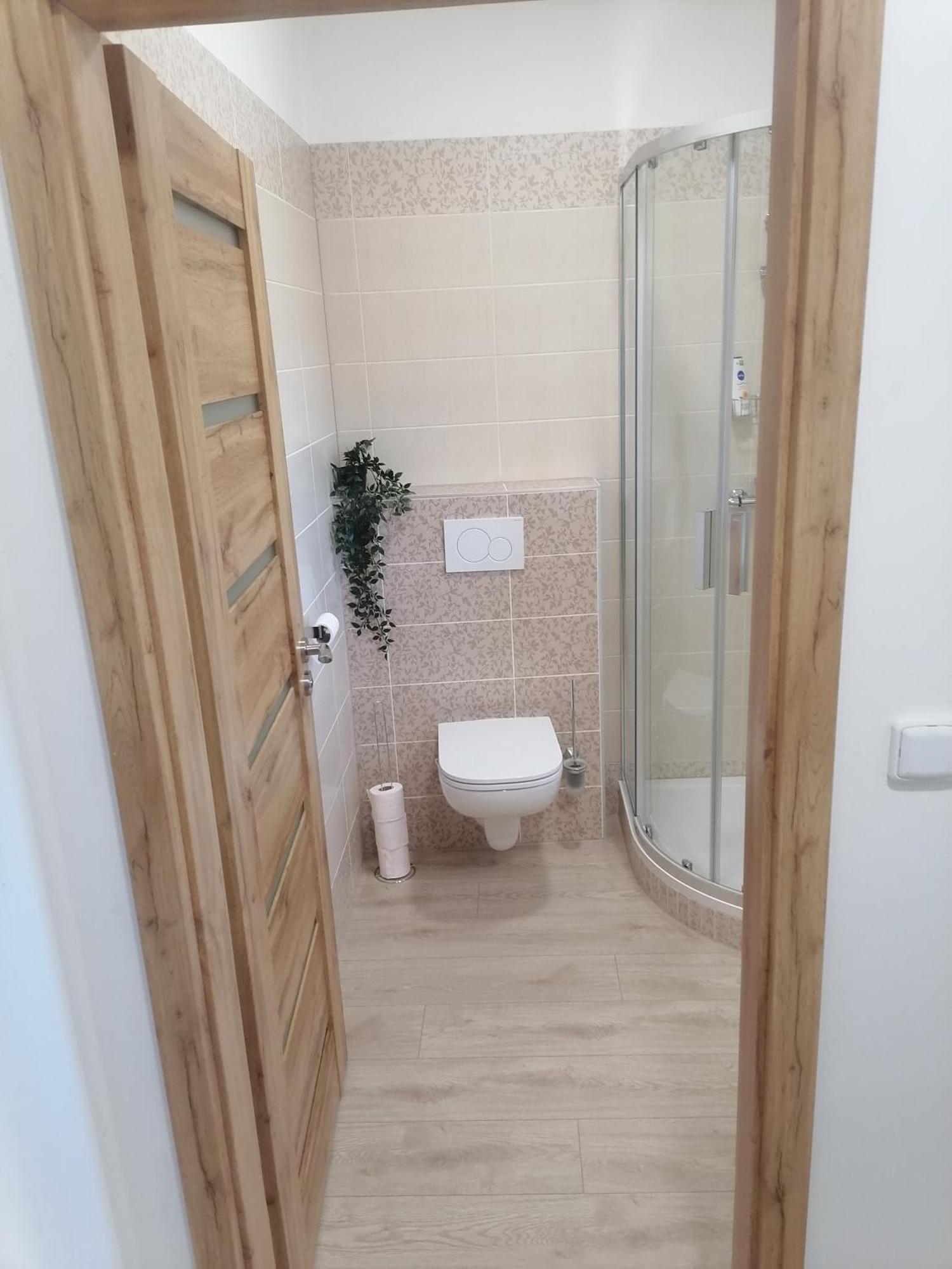 Vino Andrusiow Apartment Znojmo Bagian luar foto
