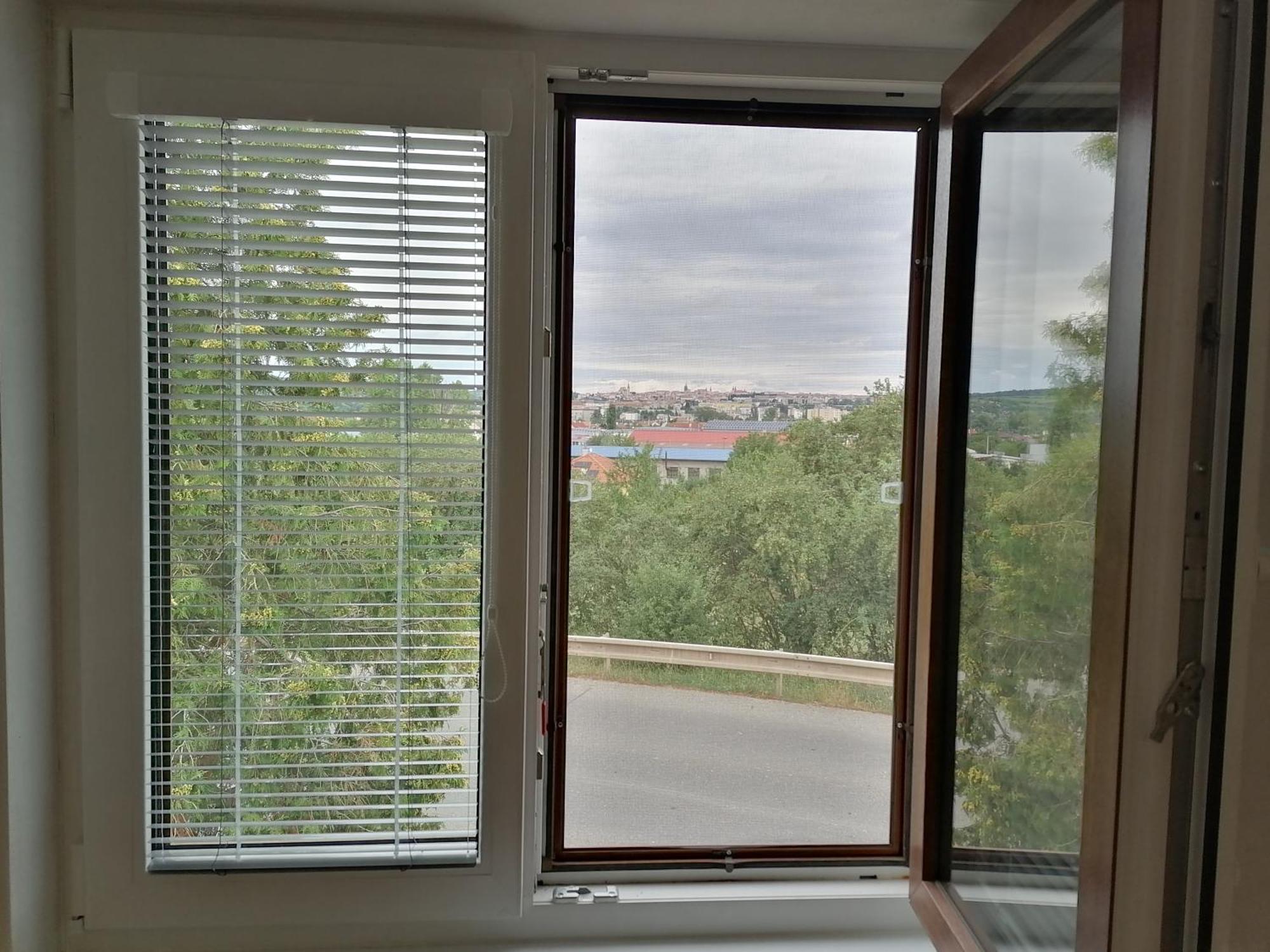 Vino Andrusiow Apartment Znojmo Bagian luar foto