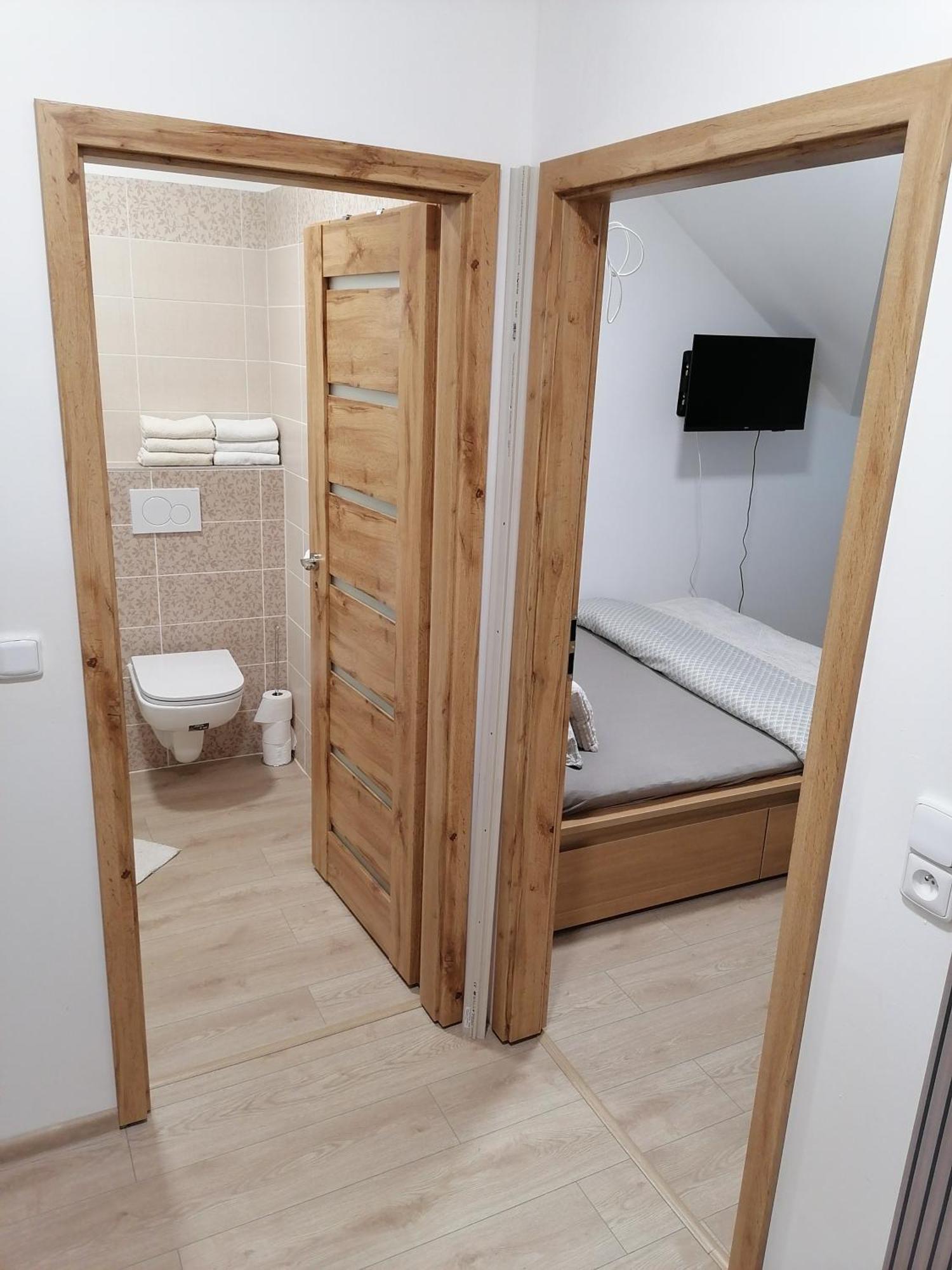 Vino Andrusiow Apartment Znojmo Bagian luar foto